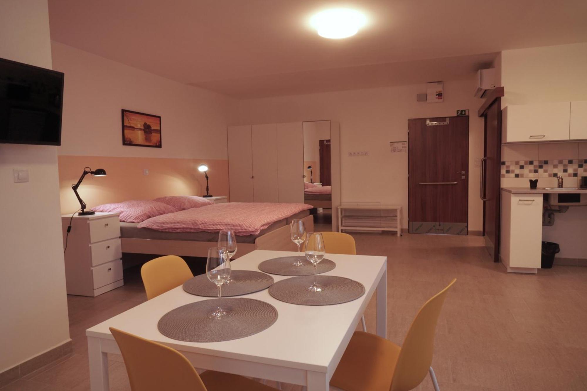 Penzion V Podzamci Trebon Room photo