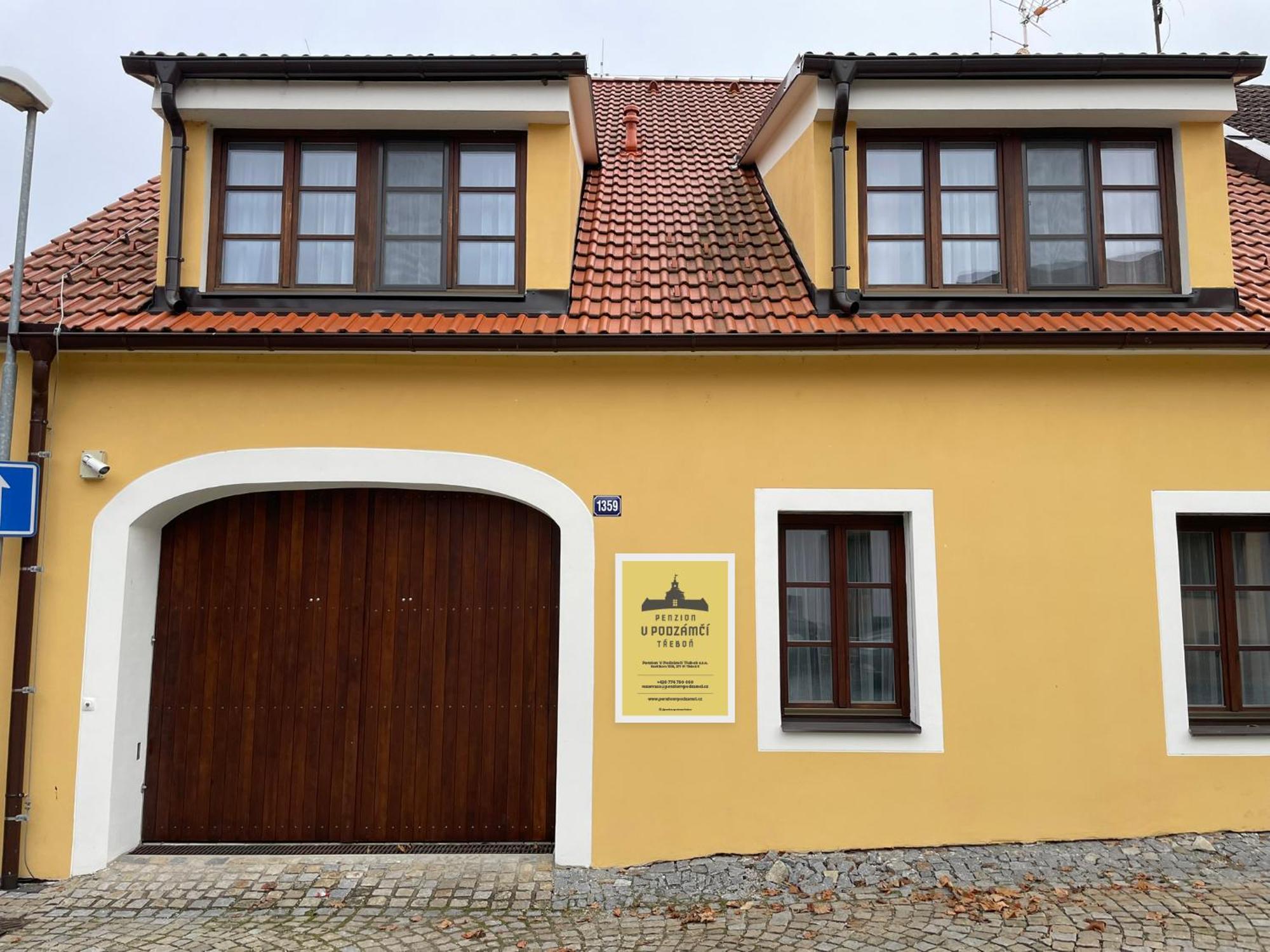Penzion V Podzamci Trebon Exterior photo